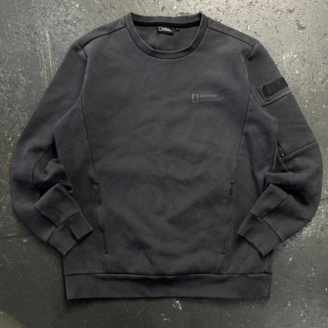 100 내셔널지오그래픽 맨투맨 상품이미지1