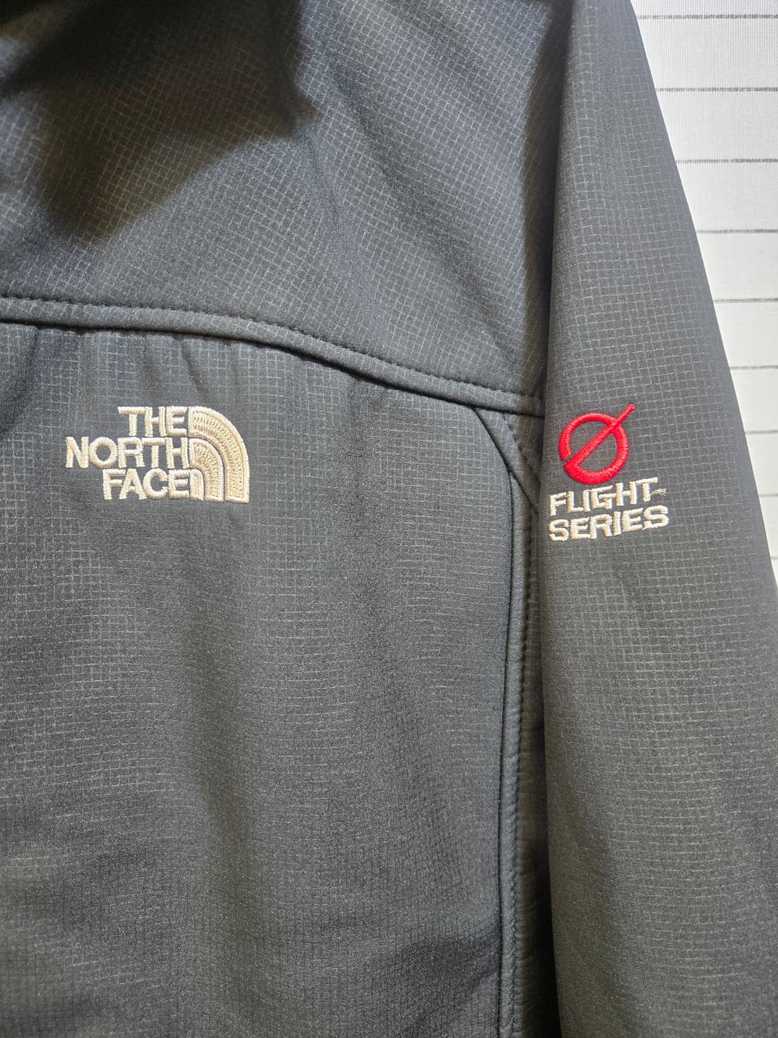 노스페이스 플라이트 후드 자켓 블랙 상품이미지3