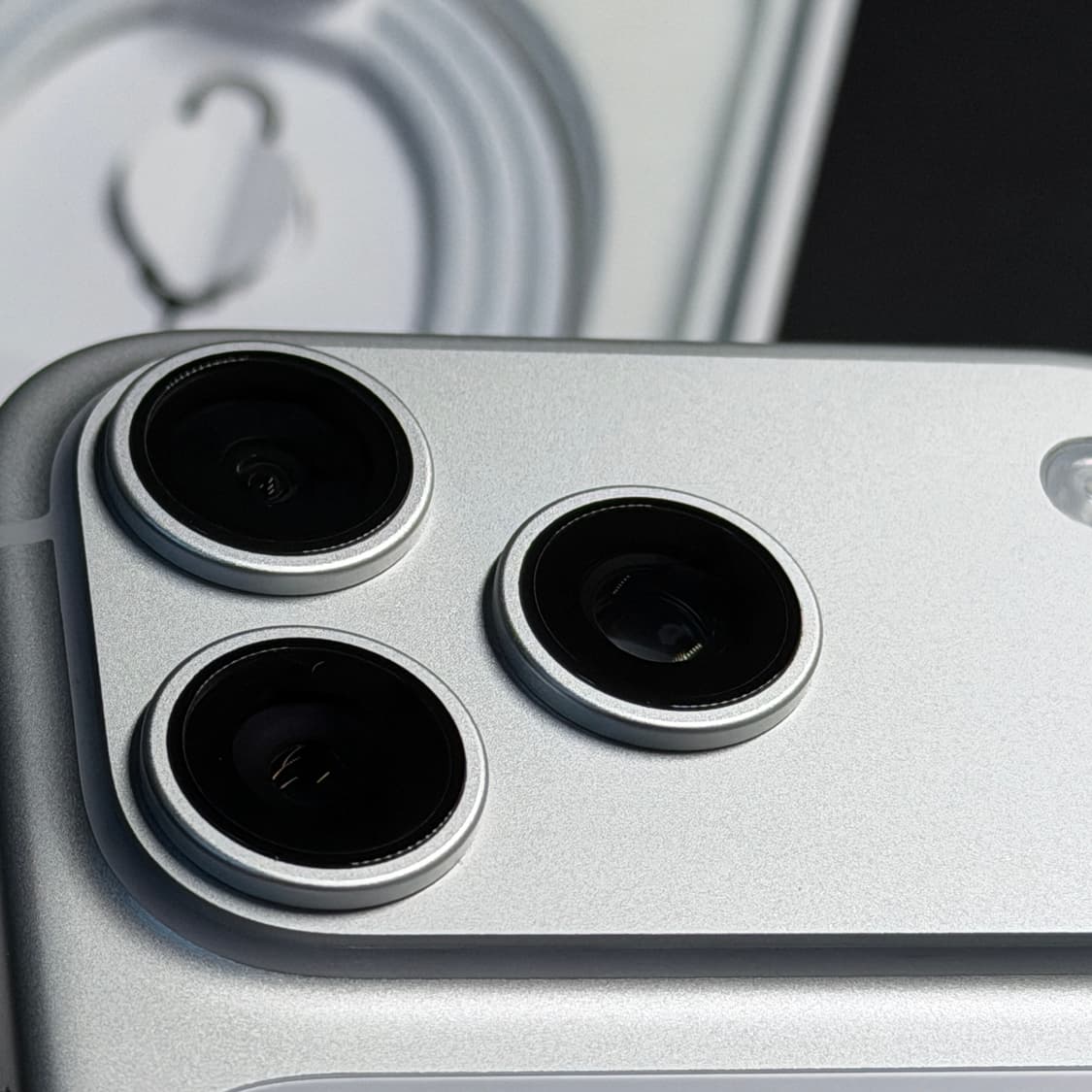 아이폰 17 프로 256GB 실버 풀박스 자급제 상품이미지8