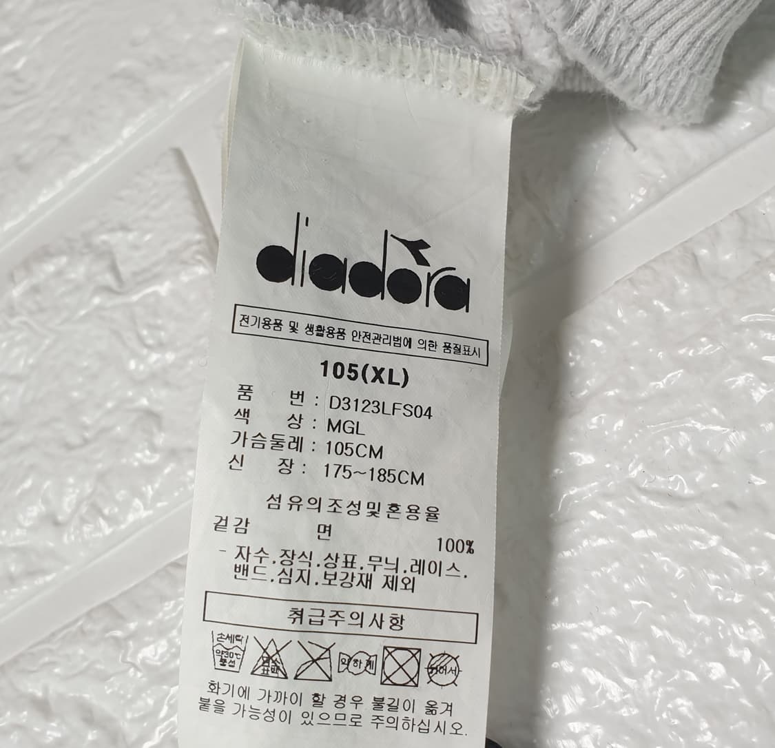 [105]디아도라 맨투맨 상품이미지5