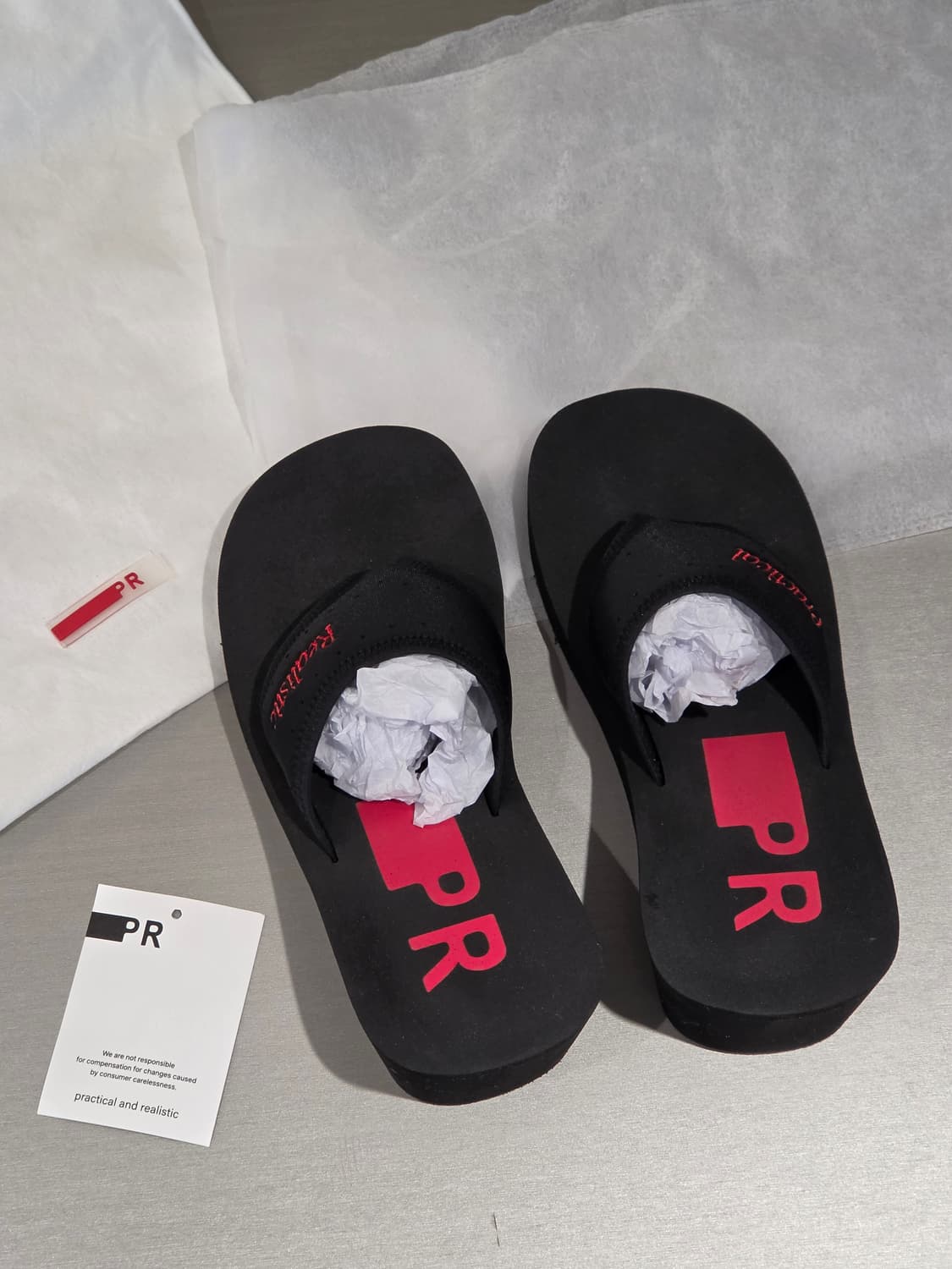 practical and realistic bold flip flop S 상품이미지1
