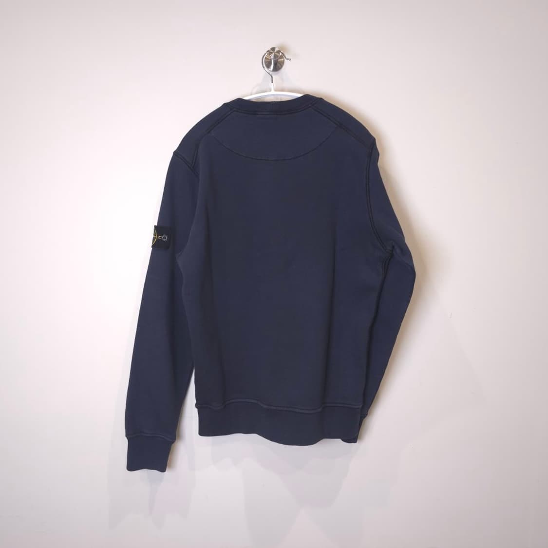 [중고/정품] 스톤아일랜드 와펜 패치 맨투맨 S 상품이미지2