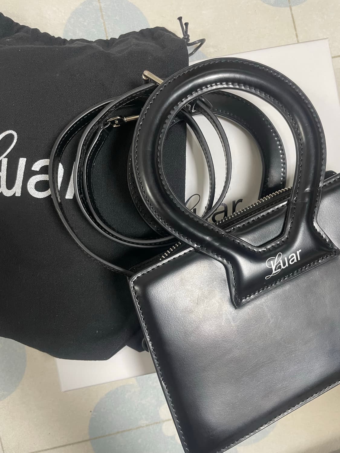 Luar small ana bag black / 루아 스몰 아나백 블랙 상품이미지5