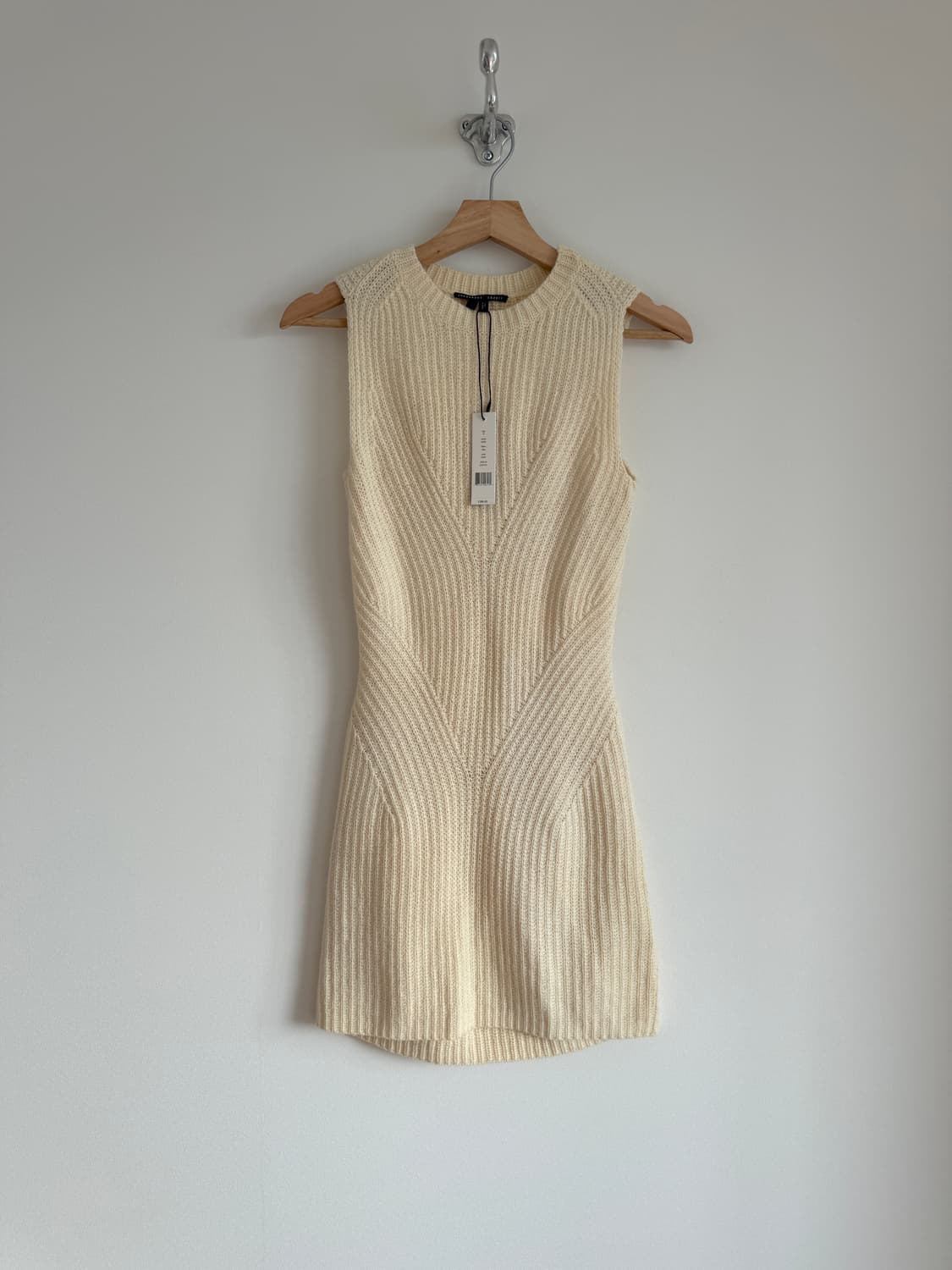 띠어리(theory) 울 니트 원피스(택 달린 제품) 상품이미지1