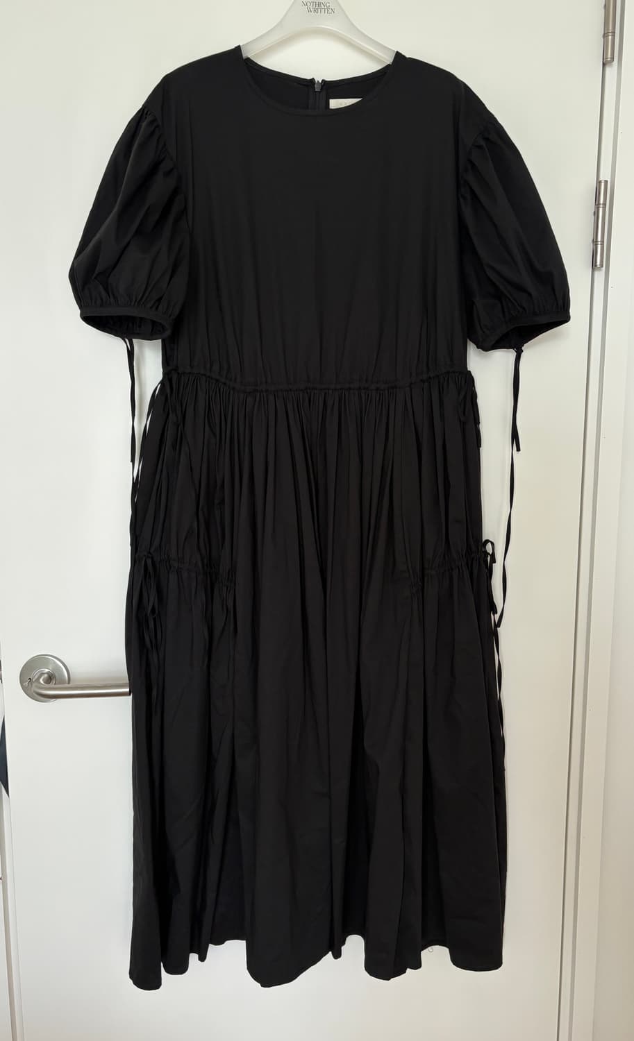 그로브 블랙 퍼프 원피스  상품이미지1