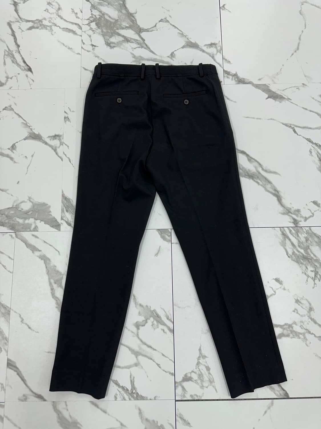 솔리드옴므 블랙 지퍼 디테일 슬랙스 상품이미지2