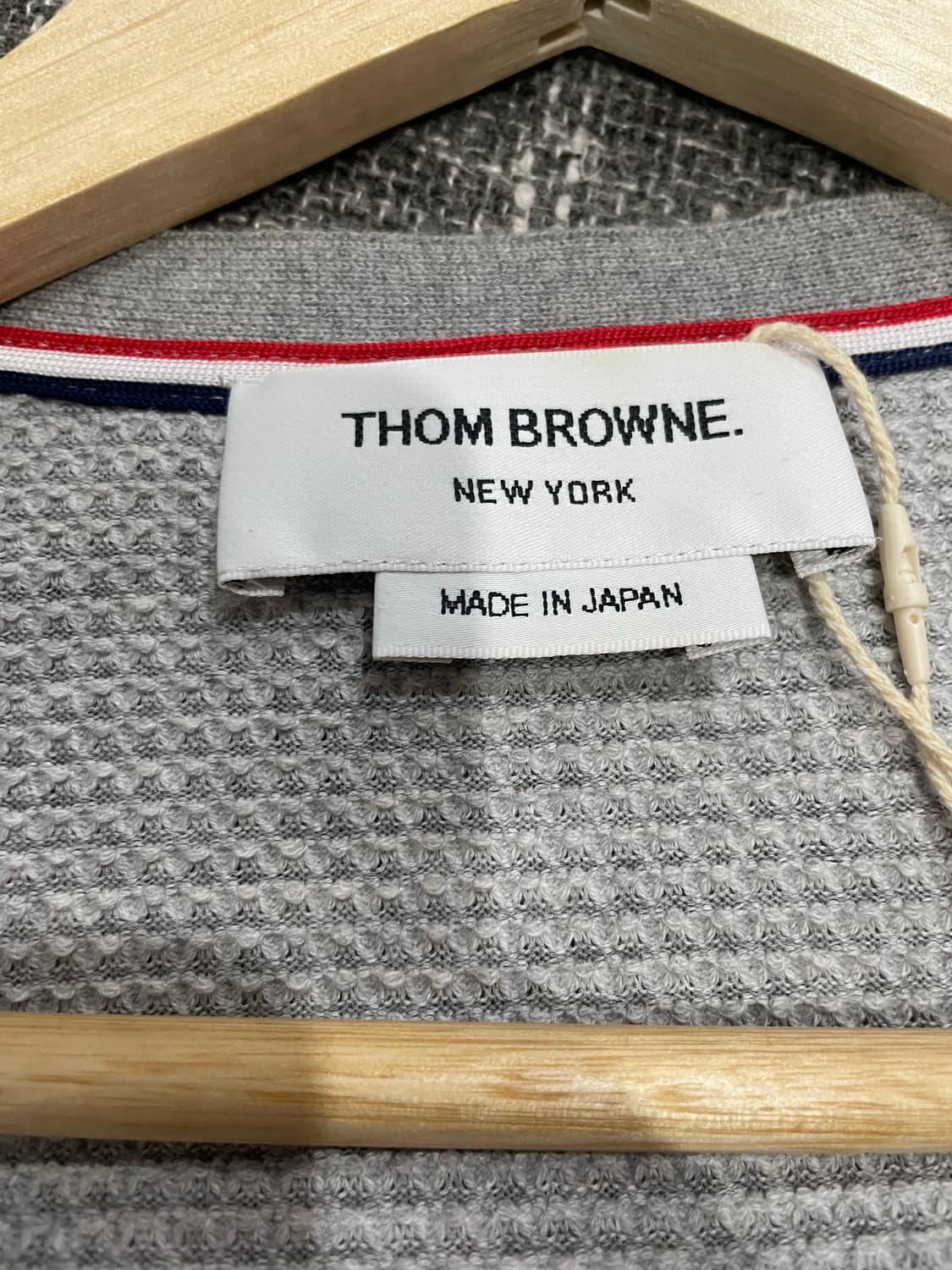 톰브라운 남성 가디건 그레이 정품 0 상품이미지4