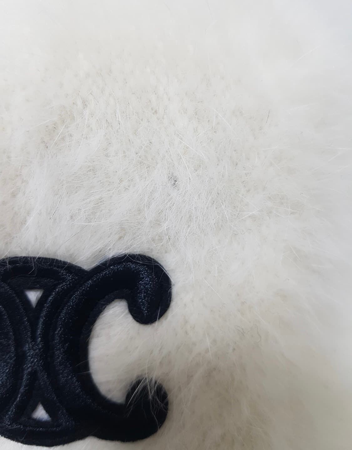 셀린느 앙고라 버킷햇 미착용 상품이미지2