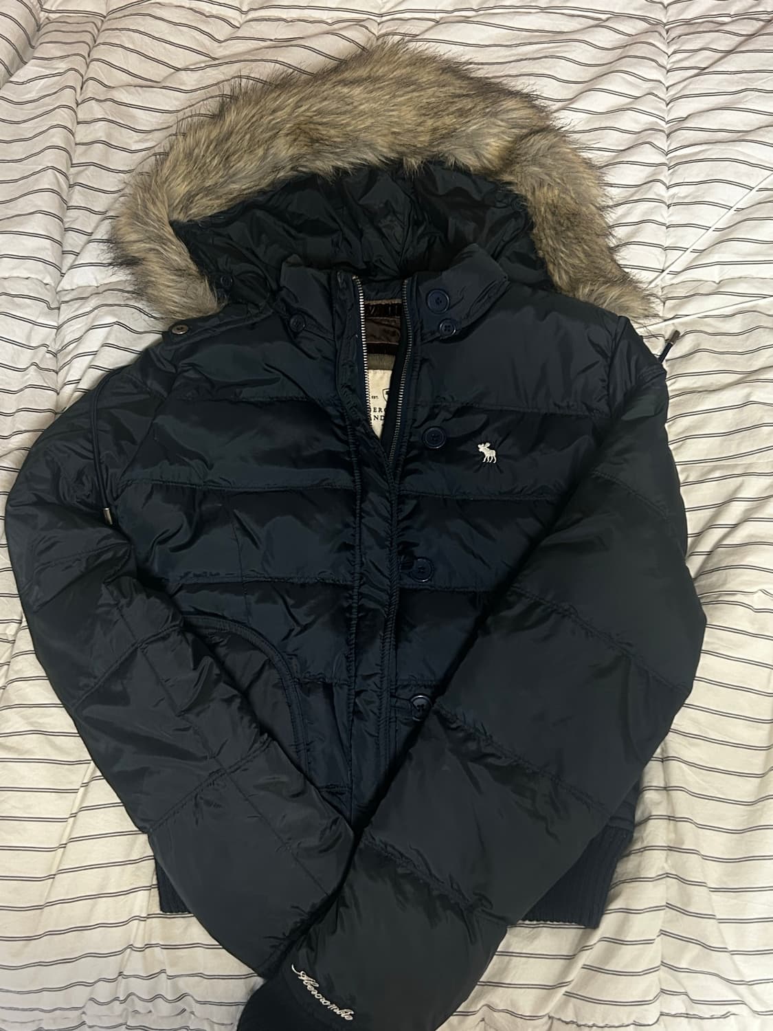 아베크롬비 숏 패딩 상품이미지1