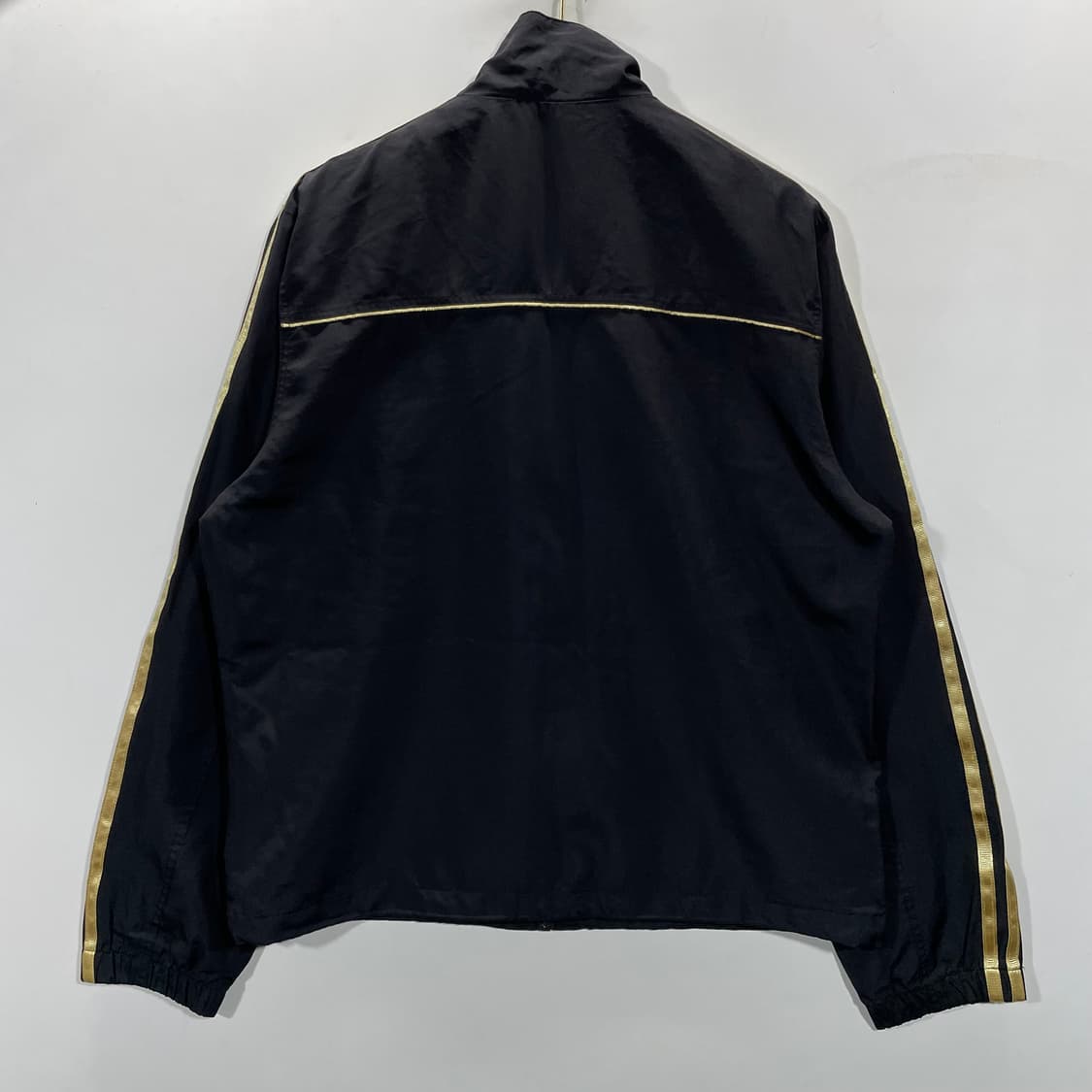 아디다스 B2B 우븐 바람막이 자켓 상품이미지2