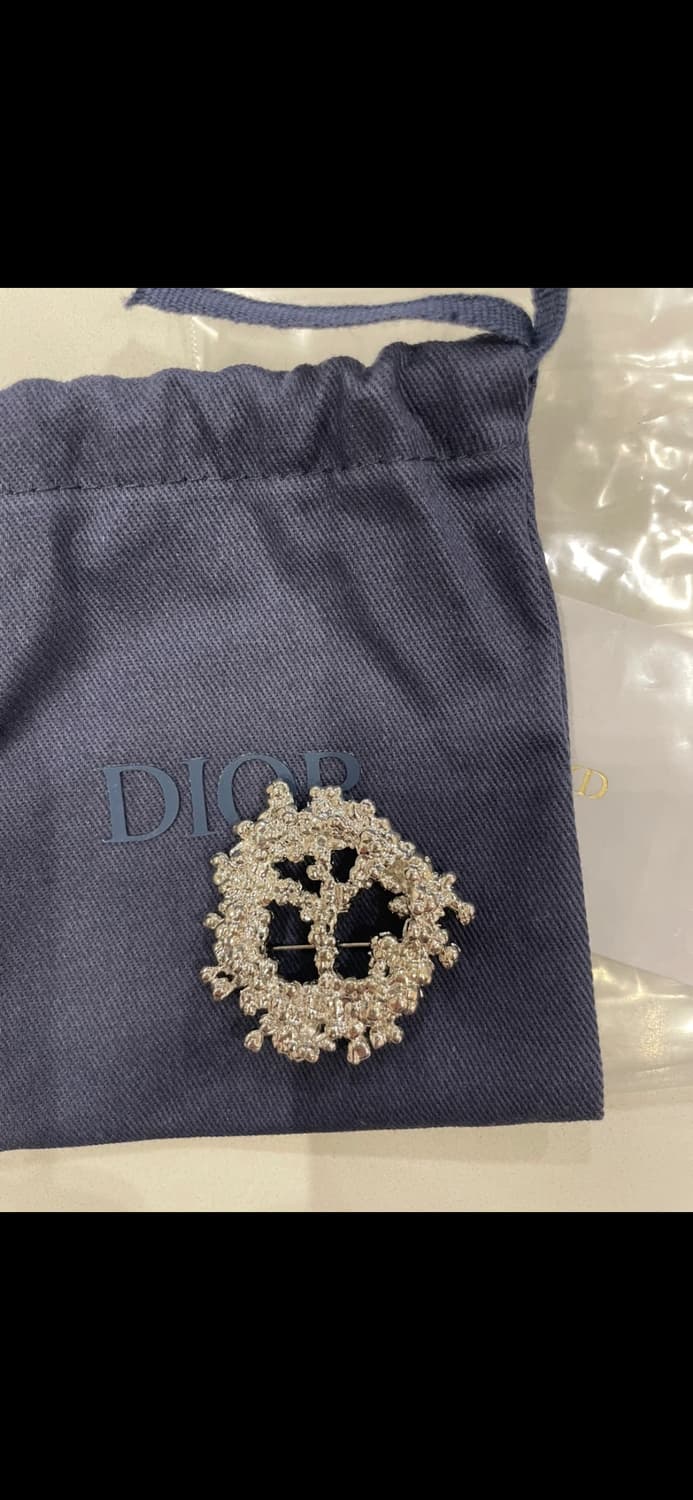 디올 티어스 브로치 새상품 상품이미지2