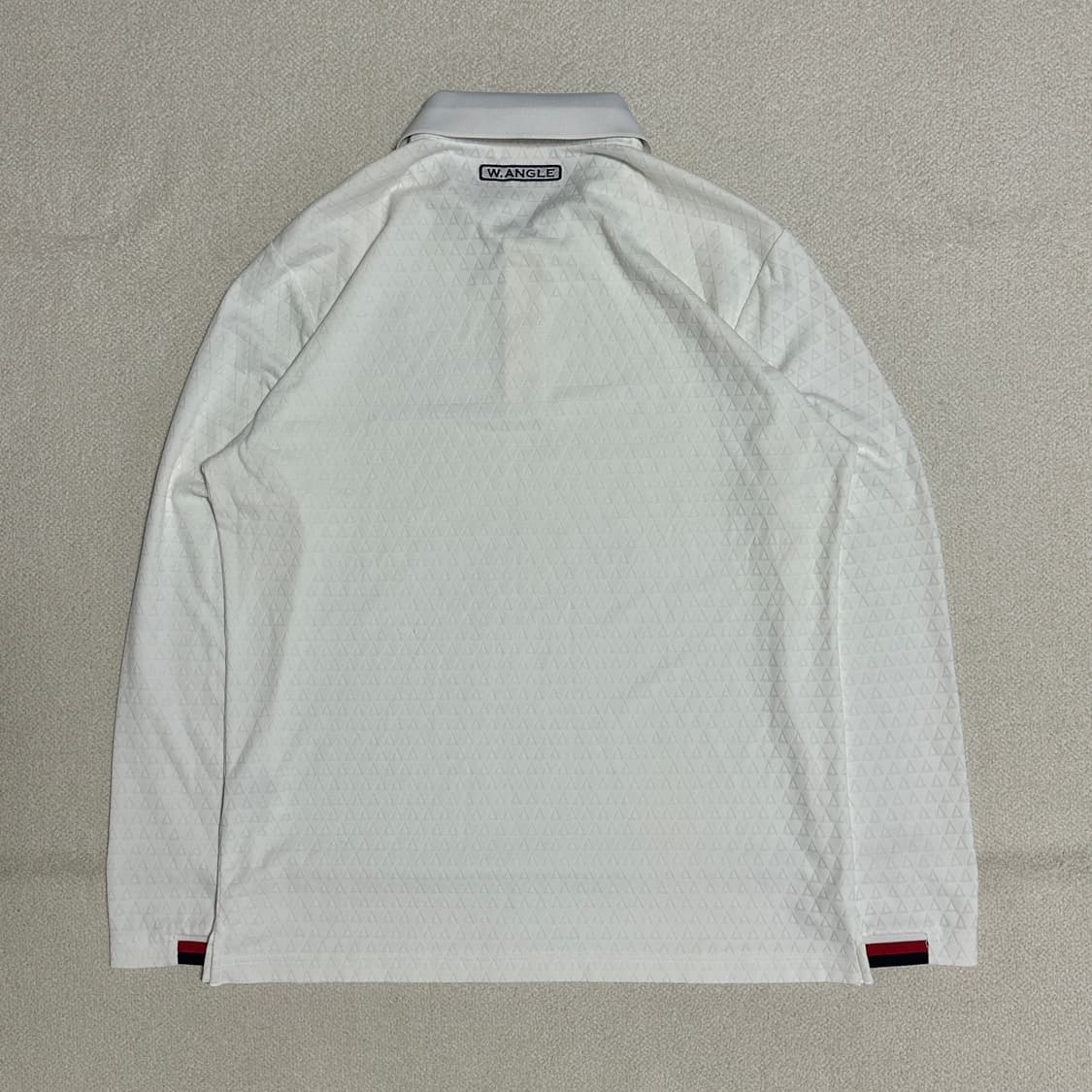 와이드앵글 카라 긴팔 티셔츠 상품이미지3