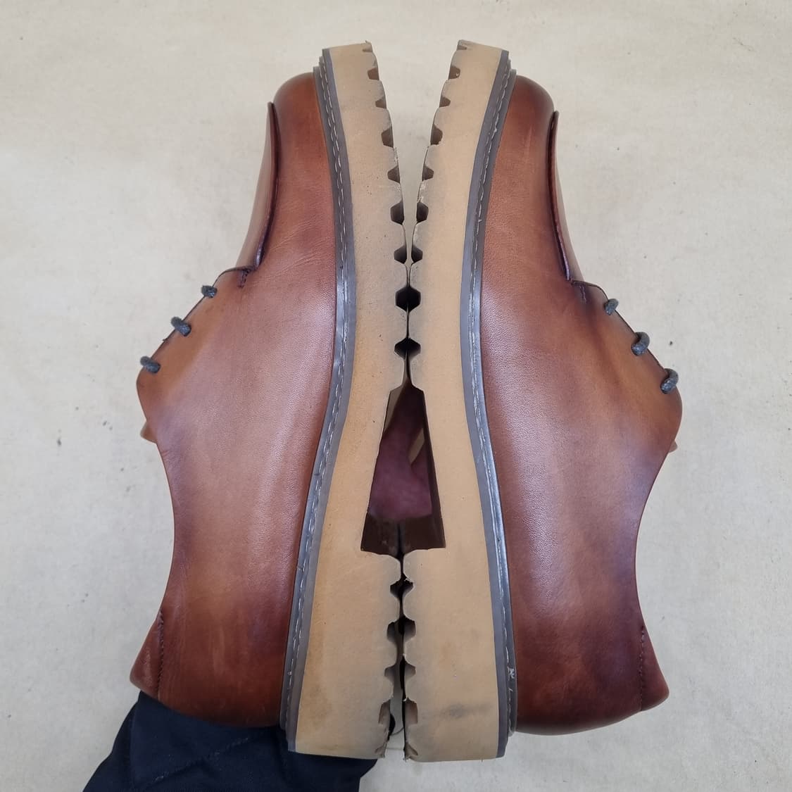 FRYE 소가죽 남성 더비슈즈 260 상품이미지5