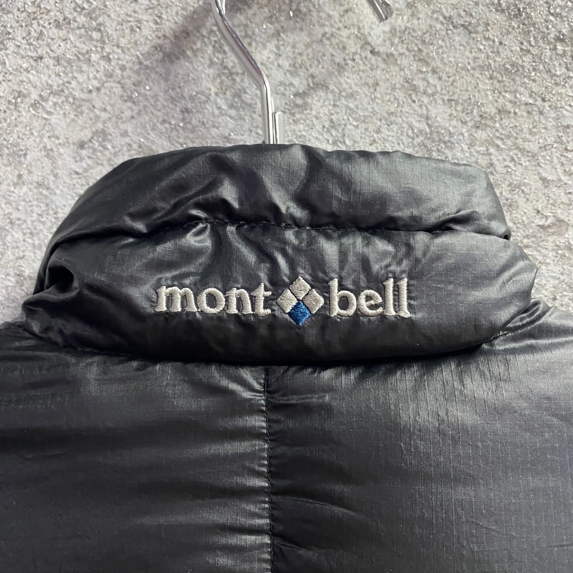 몽벨 슈페리어 블랙 다운 자켓 경량 패딩 B3832 상품이미지5