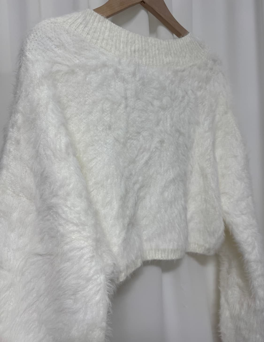 [새상품] cider 샵사이다 화이트퍼 볼레로 상품이미지4