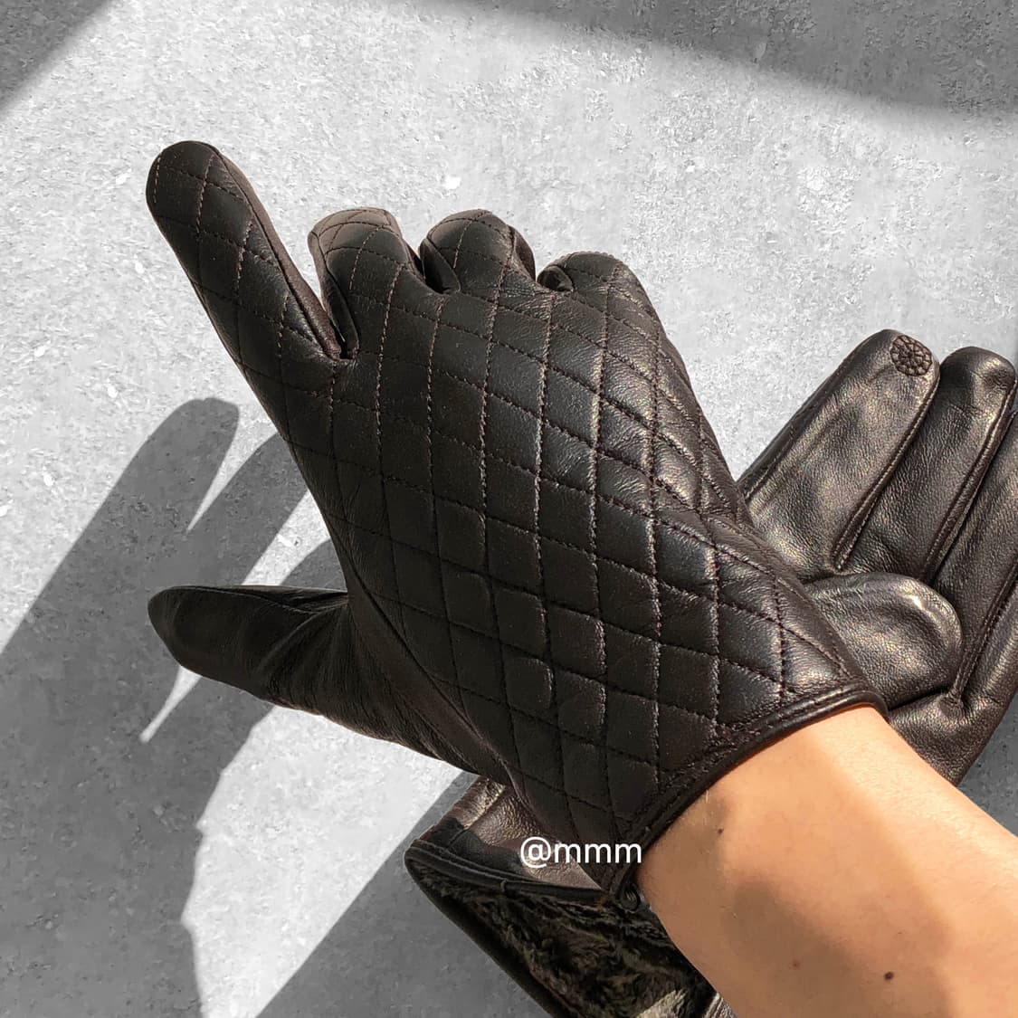 [Unisex] 스마트터치 퀼팅 가죽 장갑 브라운 상품이미지1