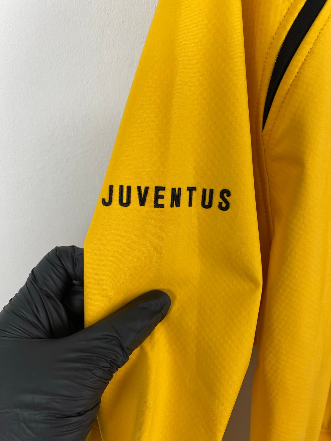 나이키 00s 유벤투스 웜업 쉴드탑 트레이닝탑 M 상품이미지4