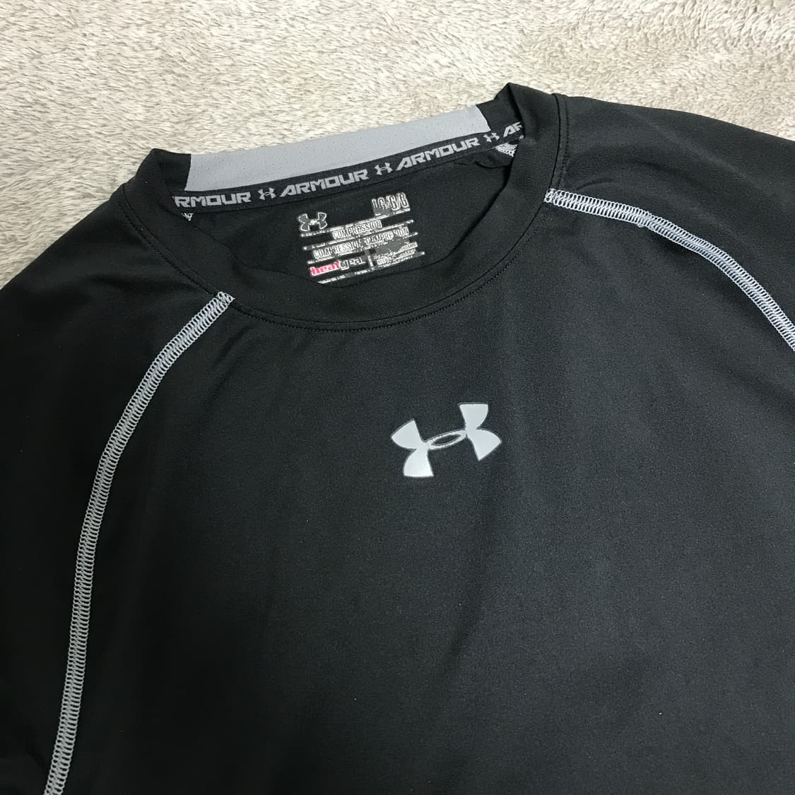 언더아머 컴프레션 기능성 반팔 티셔츠 L사이즈 상품이미지2