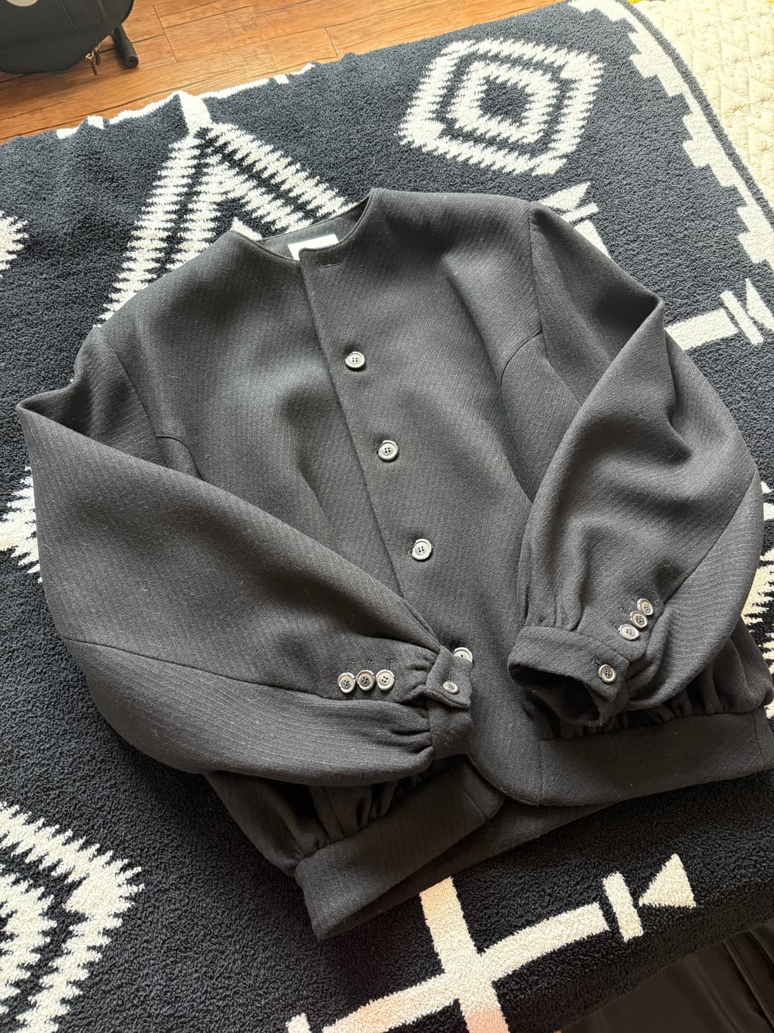 아더에러 Atte.119 Black L 상품이미지1