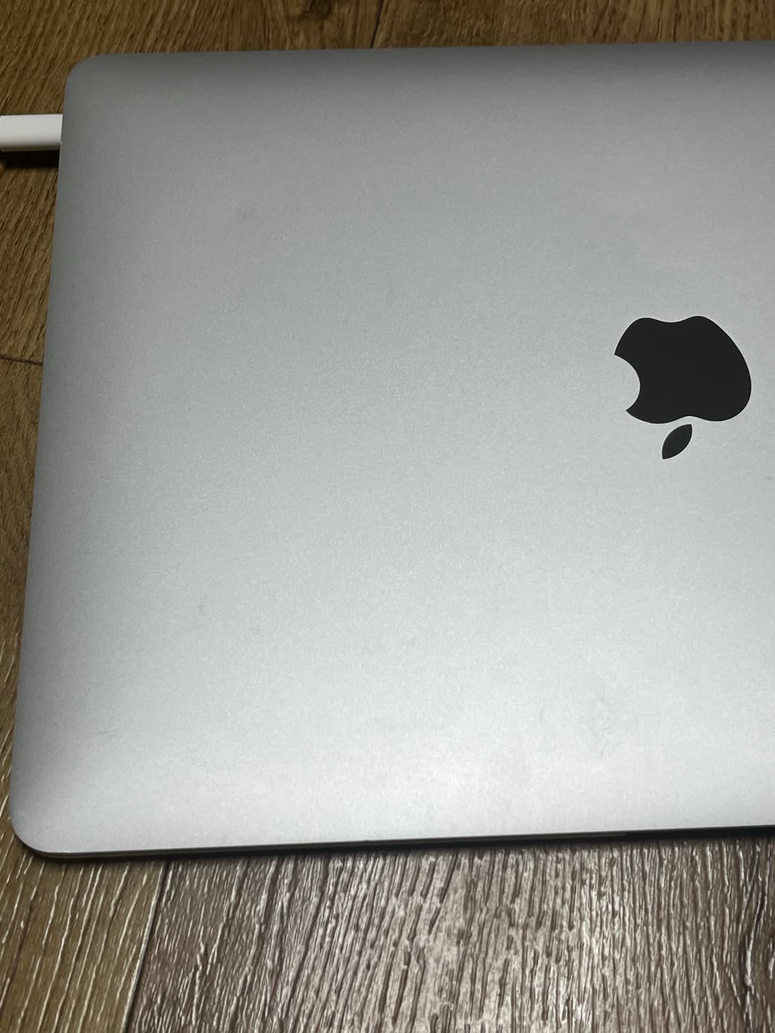 MacBook Air Retina 13형 실버 (2019년형) 상품이미지3