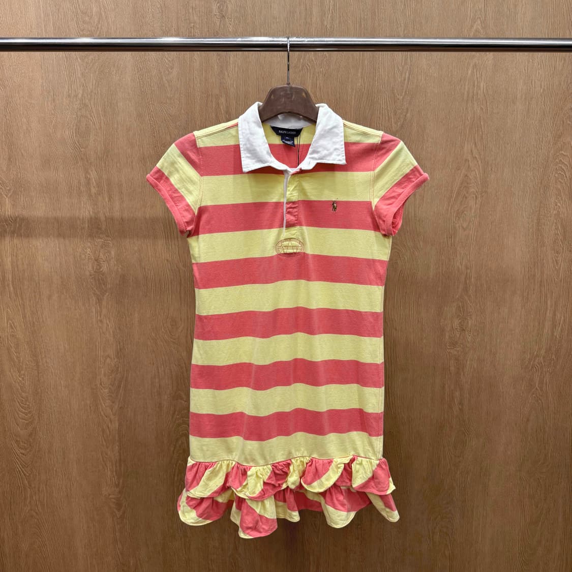 랄프로렌 스트라이프 카라 프릴 미니 원피스 슬림핏 옐로우 핑크 상품이미지2