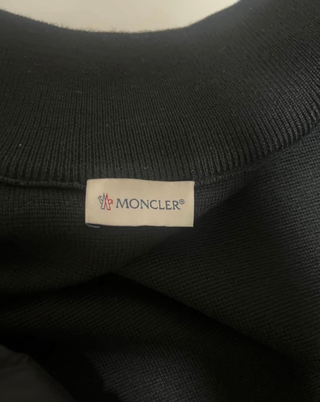 몽클레어 김현우 니트패딩 상품이미지3