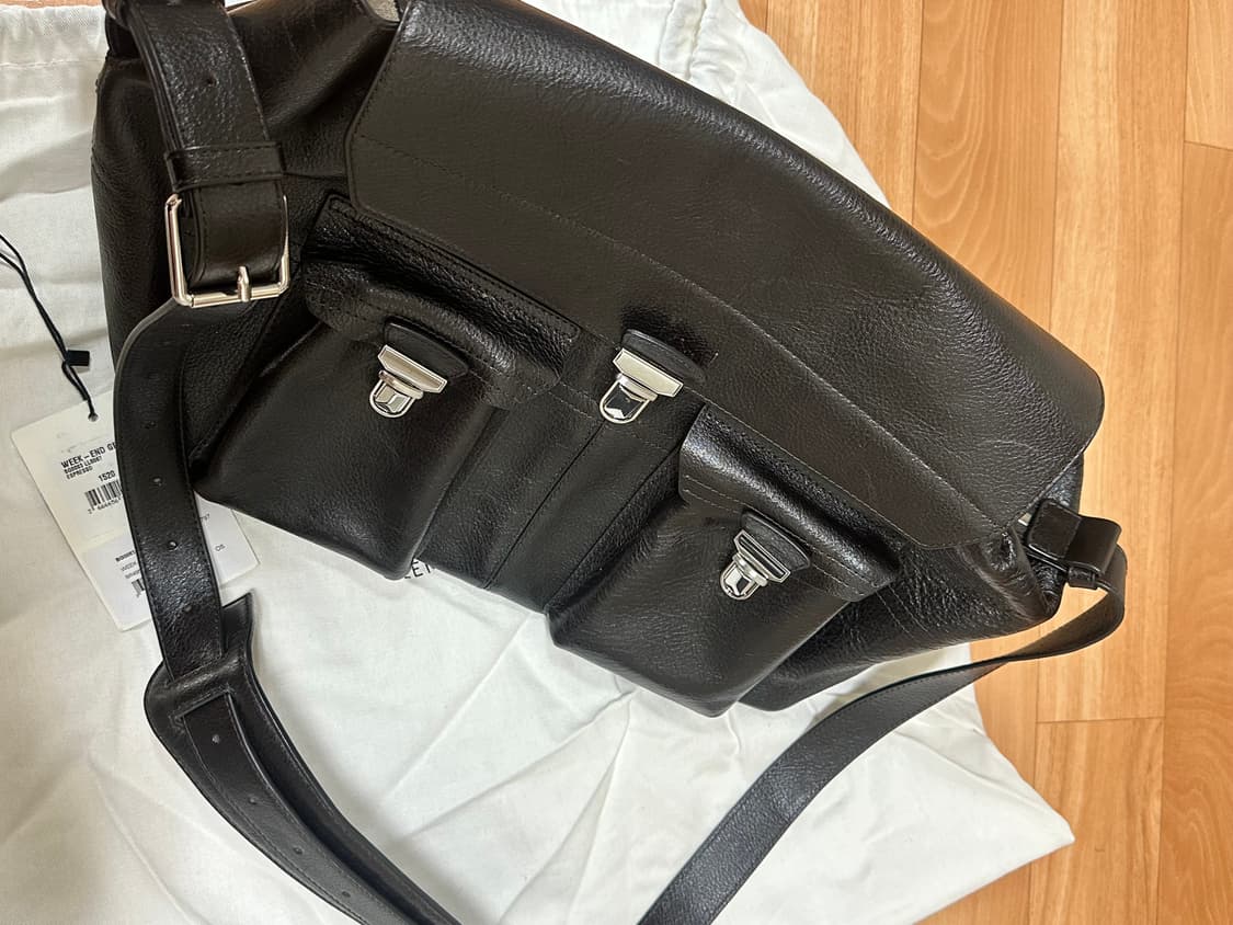 르메르 글로시 베지터블 레더 위켄드 기어백 에스프레소 상품이미지10