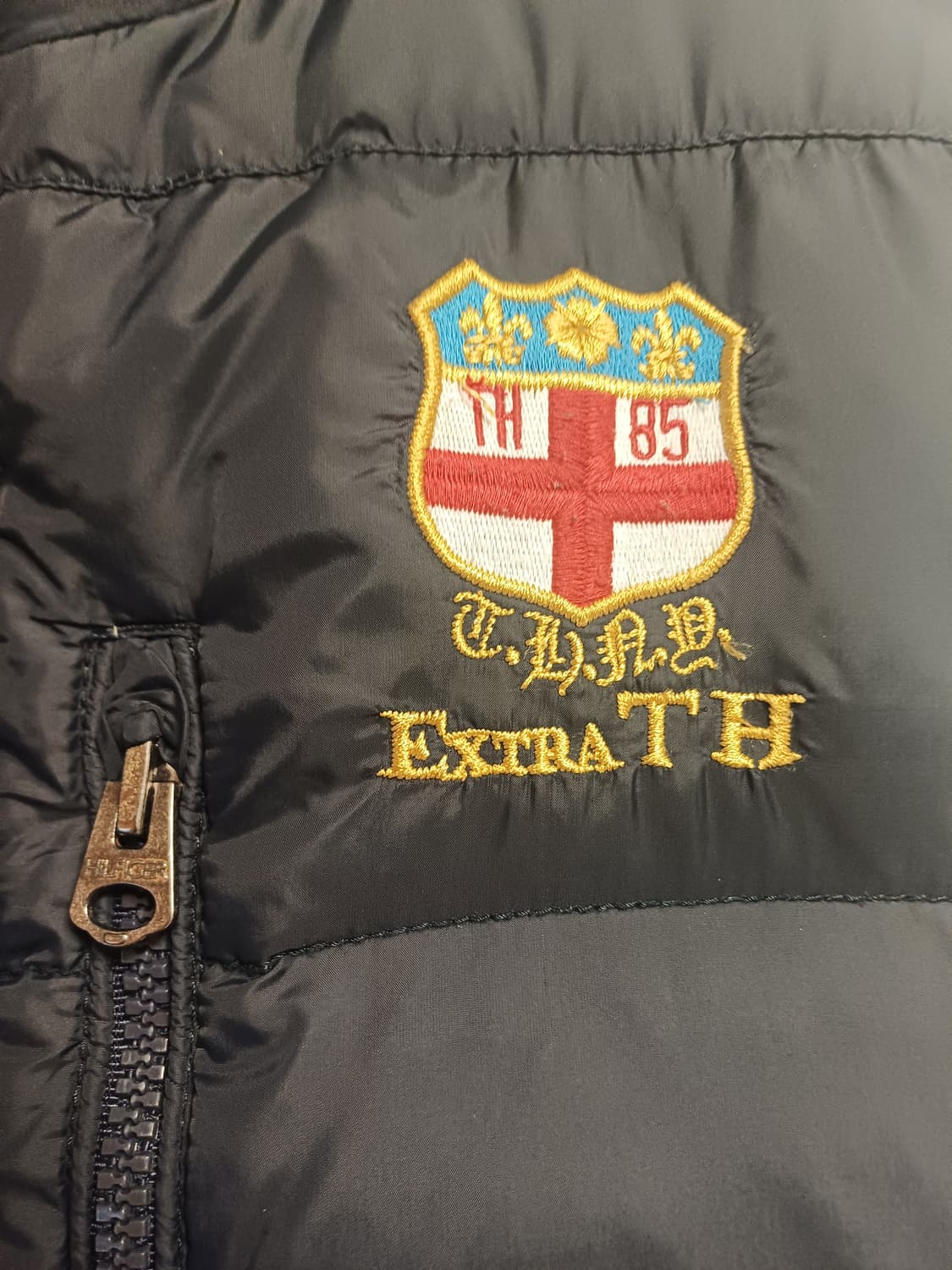 (레어템) 타미힐피거 바시티 1985 자수 패딩 베스트 (M) 상품이미지3