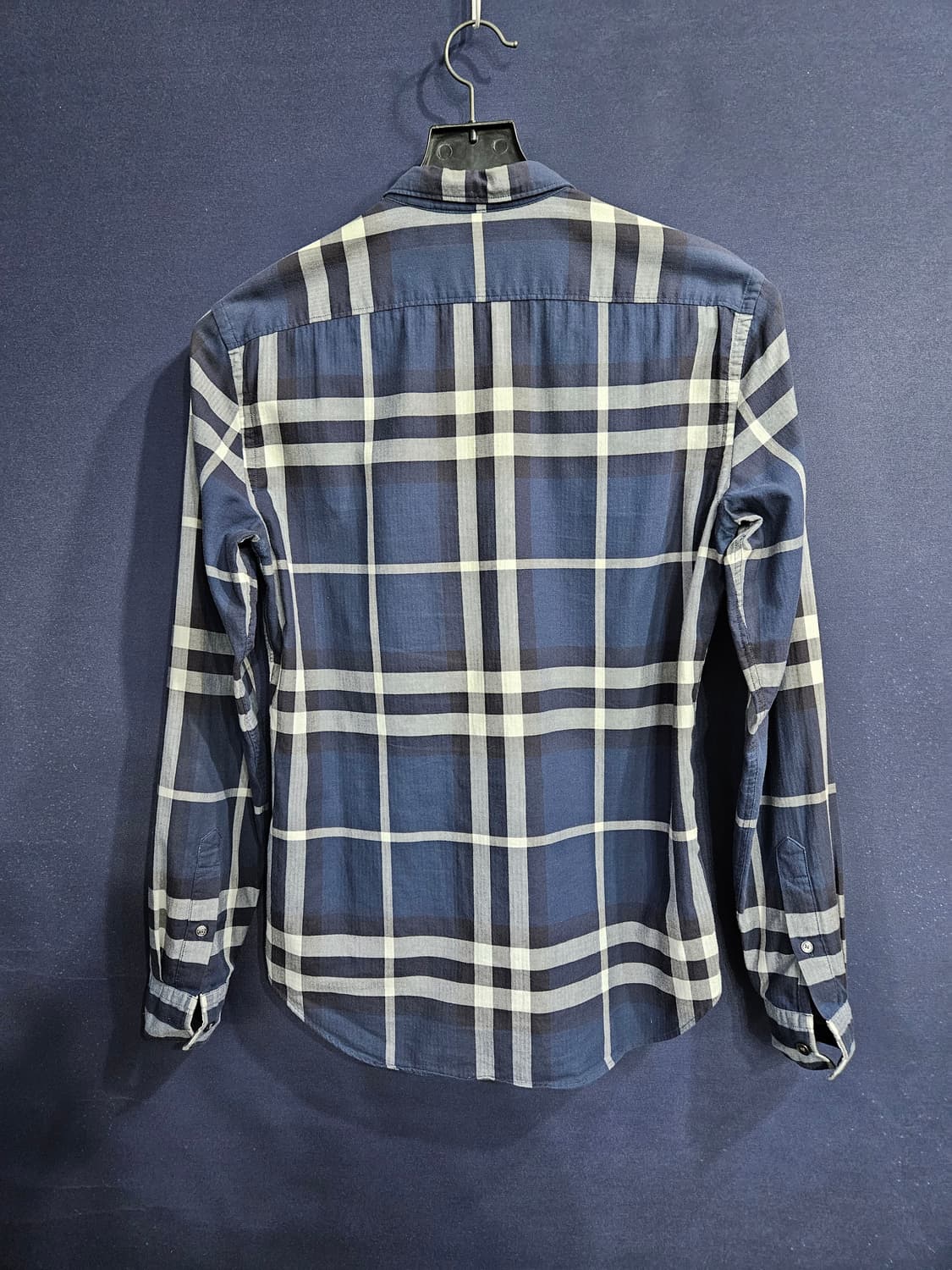 버버리 스트라이프 체크 남성 슬림핏 90~95 긴팔셔츠  상품이미지2