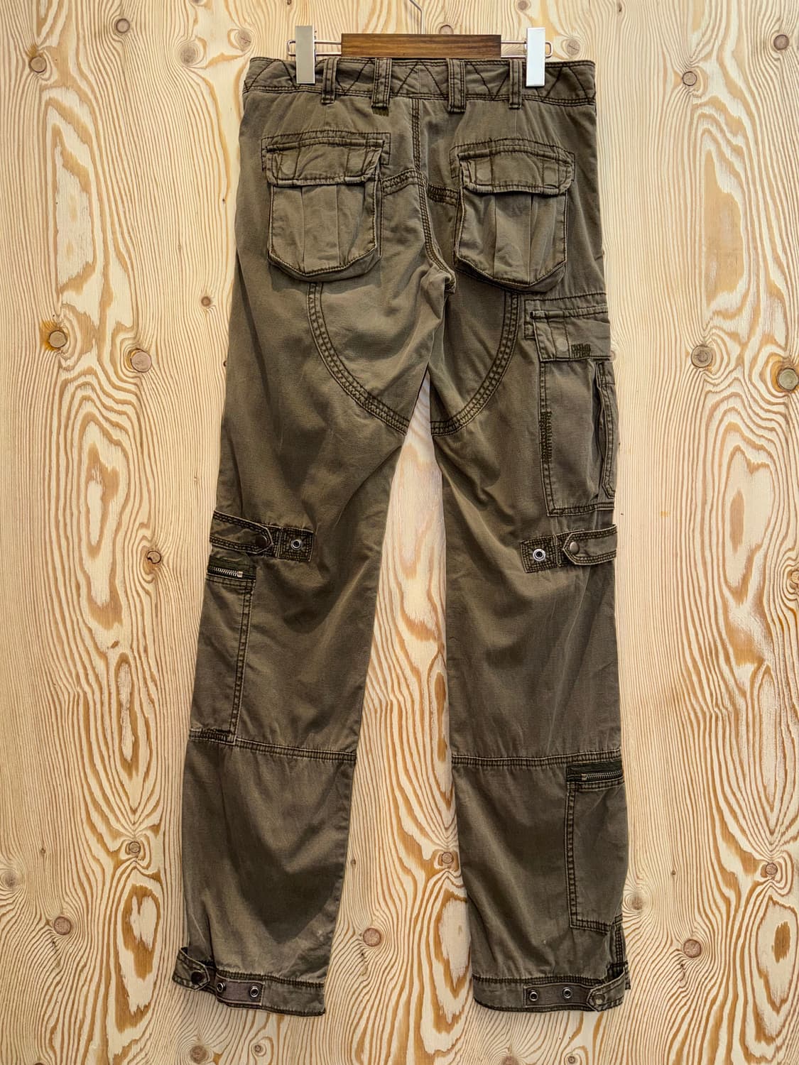 폴로 랄프로렌 스티치 멀티 포켓 카고팬츠 상품이미지2