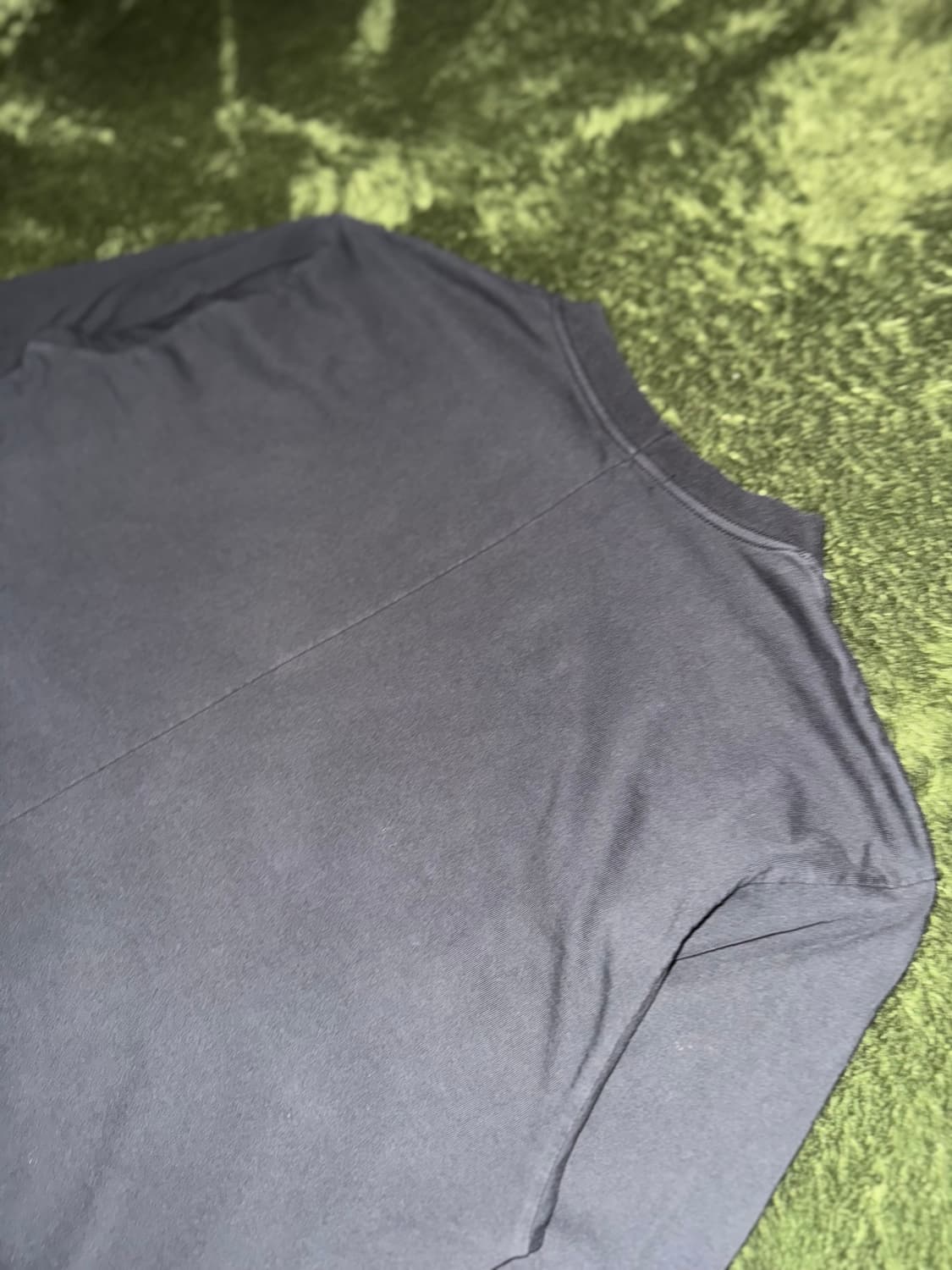 [XL] 코스트 퍼 킬로 크랙 로고 프린트 루즈 핏 롱슬리브 티셔츠 블랙 상품이미지8