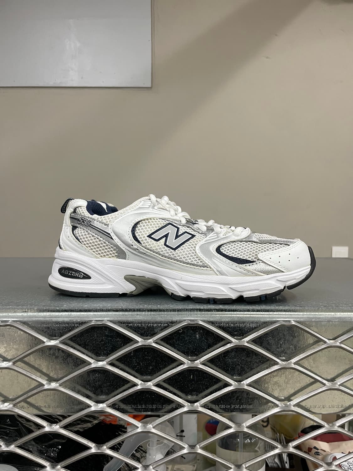 뉴발란스 530 화이트 실버 240 상품이미지4