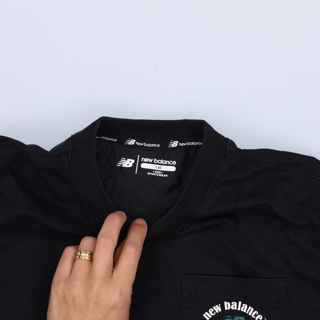 140 뉴발란스 키즈 포켓 긴팔티 0421H1 상품이미지3