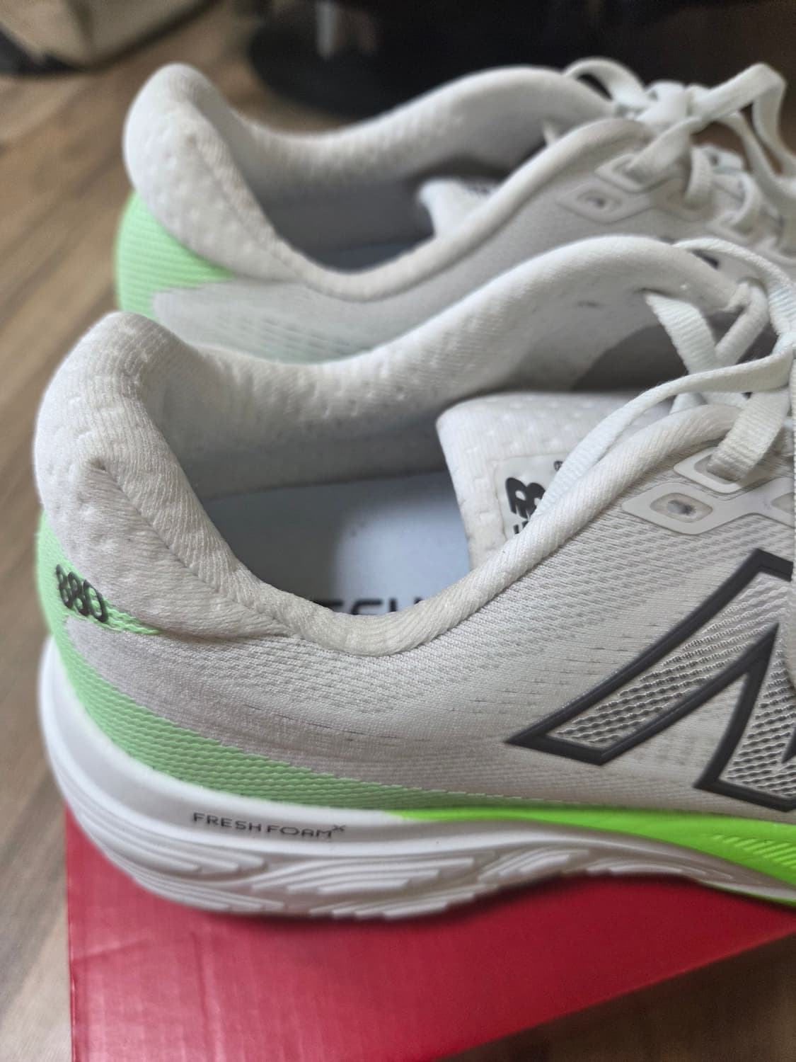 뉴발란스 프레시폼 880 v15 와이드(2E) 상품이미지5