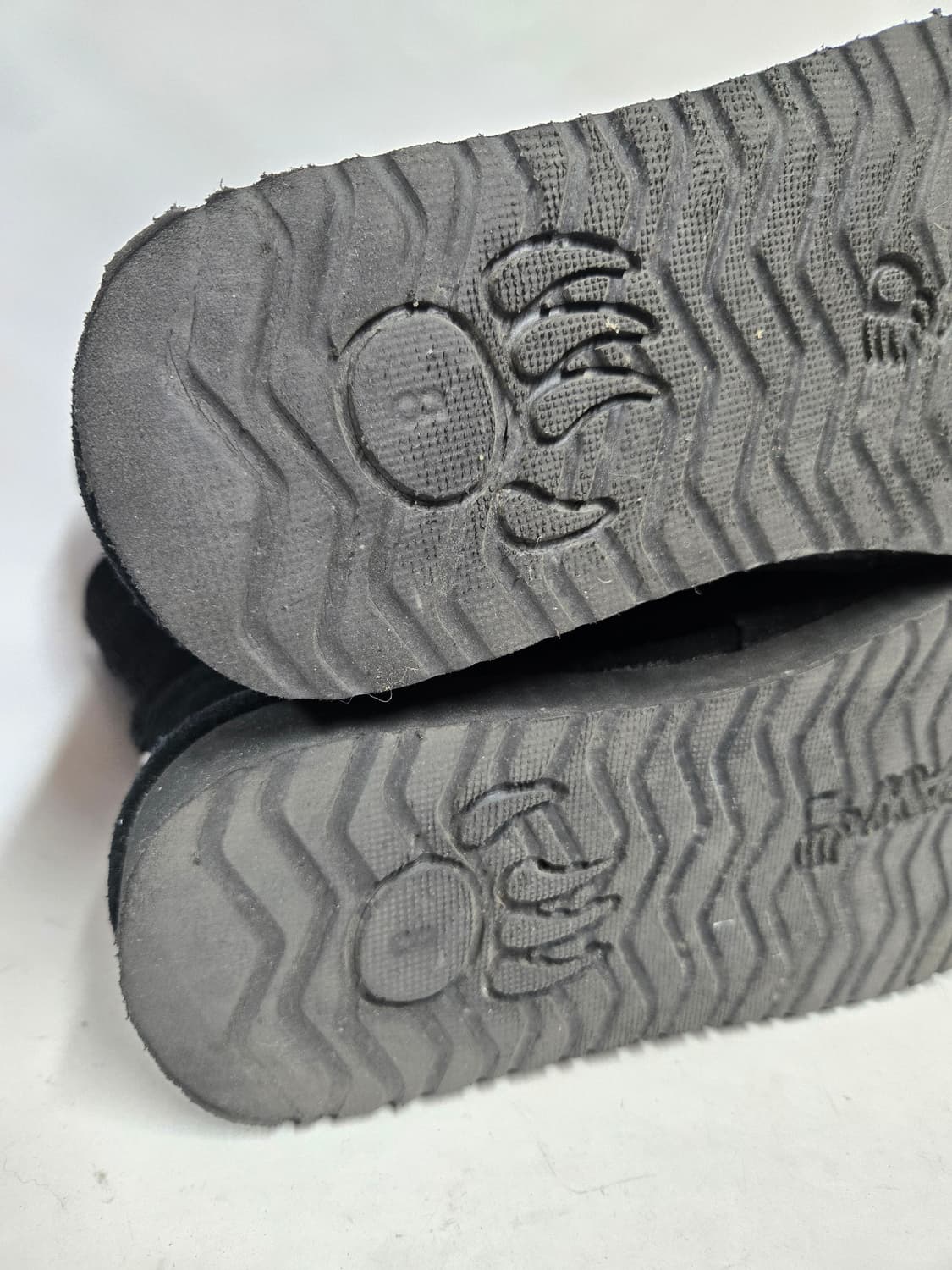 베어파우 블랙 스웨이드 여성 부츠250 상품이미지7