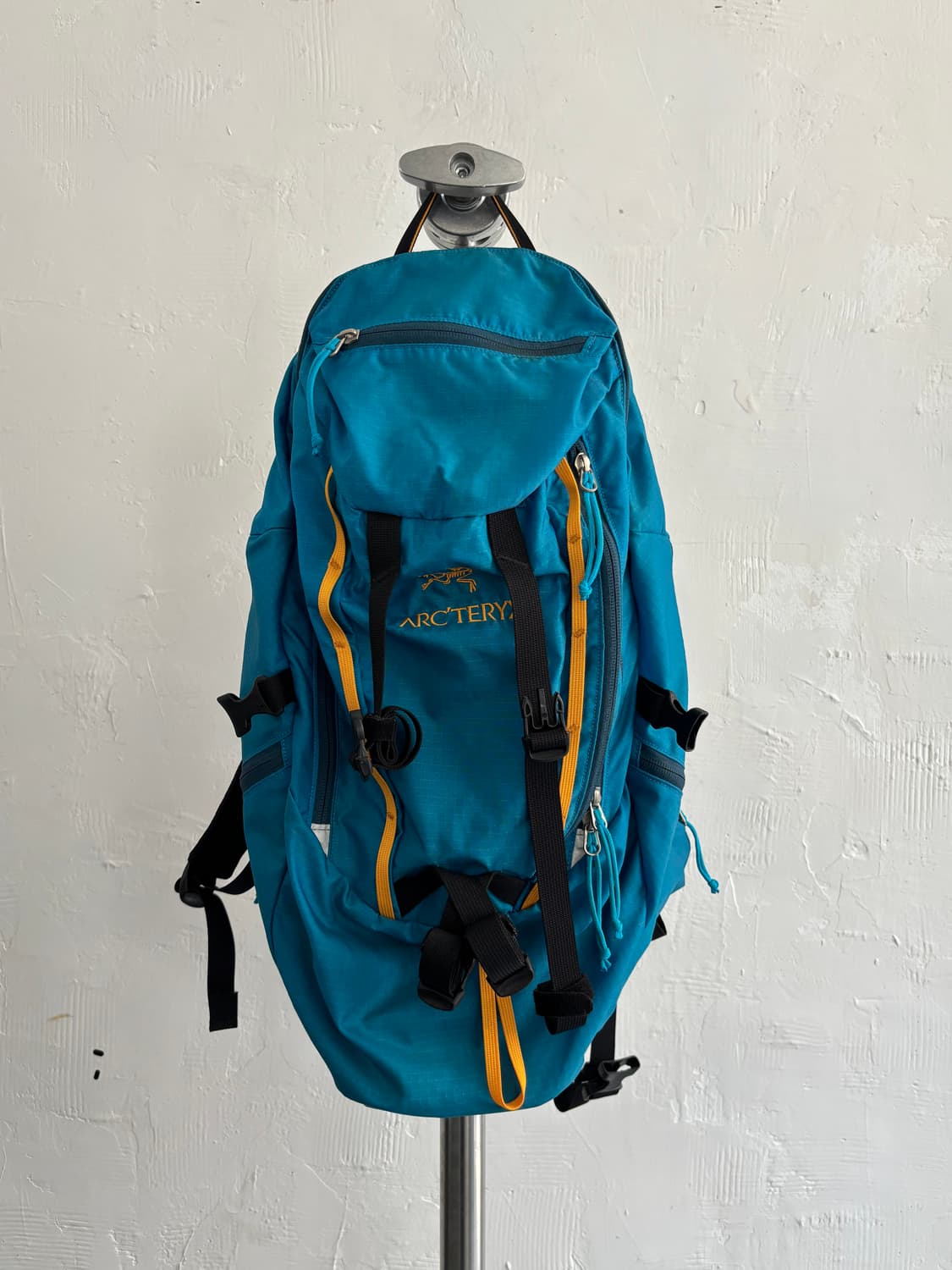 ARC’TERYX 아크테릭스 블루 칠코틴 20L 백팩 상품이미지1