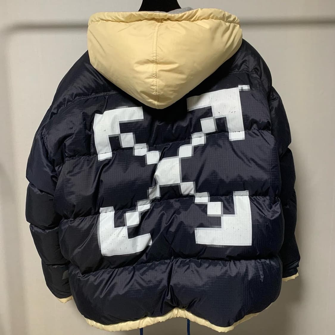 M, 105~110/오프화이트 애로우 스캘폴딩 패딩  상품이미지8