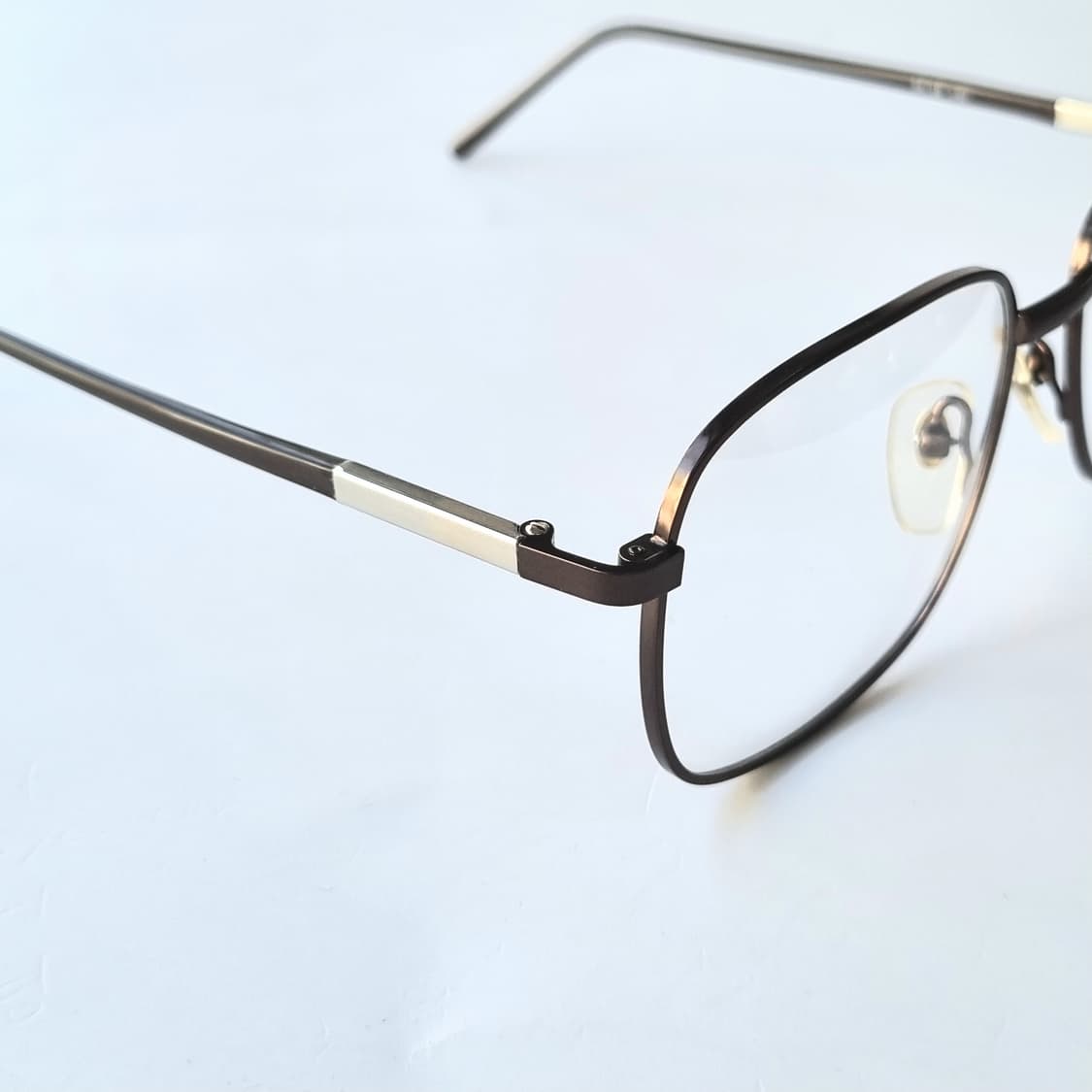 데드스탁 앤티크 브릿지 디테일 스퀘어 메탈 안경테 755 상품이미지8