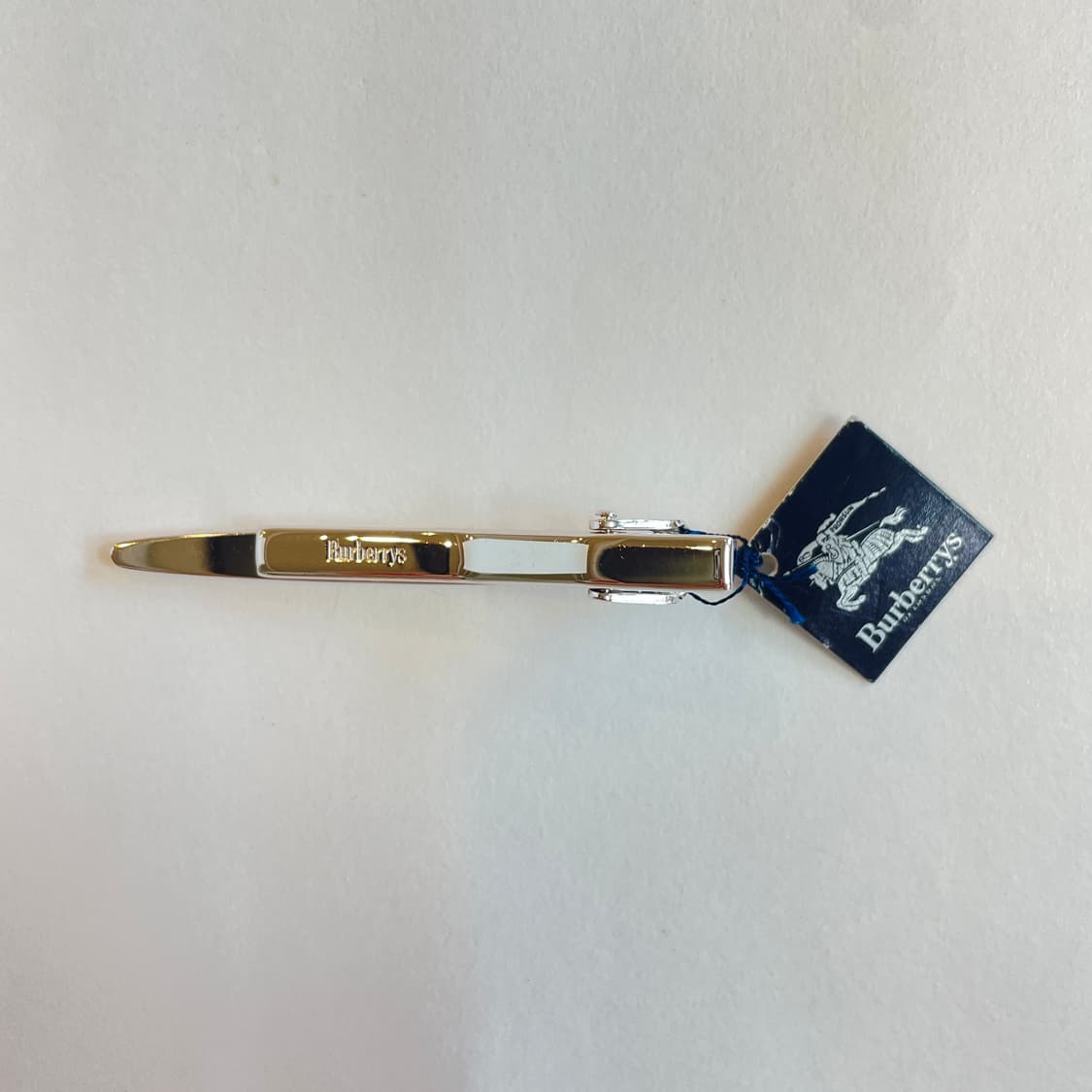 버버리 넥타이핀 새상품 상품이미지2