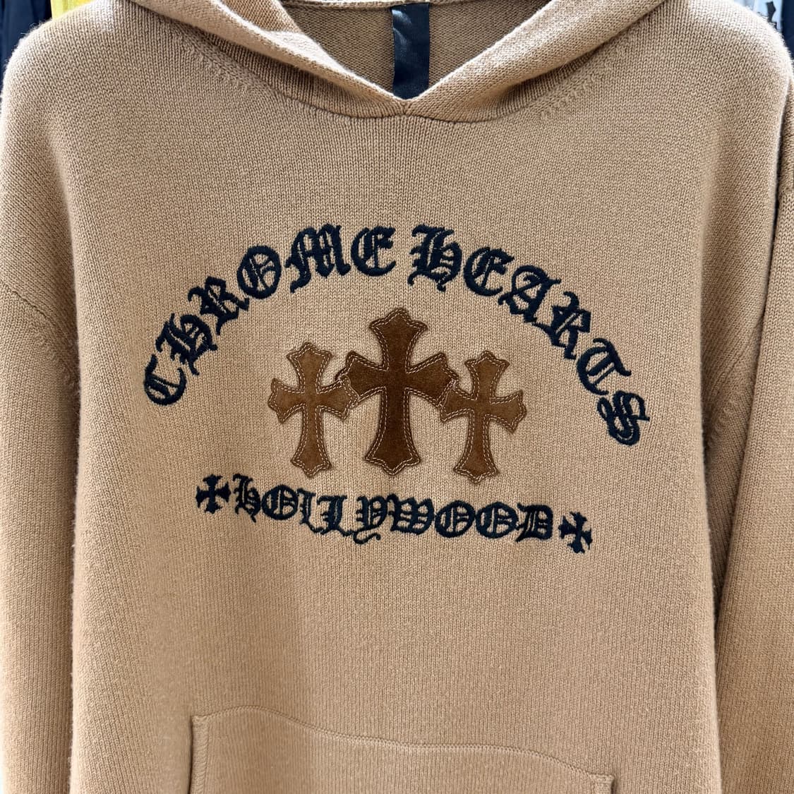 L사이즈 / 크롬하츠 트리플 크로스 스웨이드 패치 캐시미어 후드티 베이지 상품이미지2