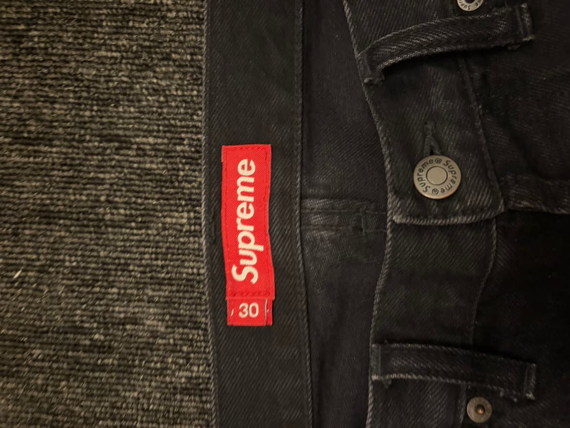 슈프림 레귤러 진 블랙 30 상품이미지4