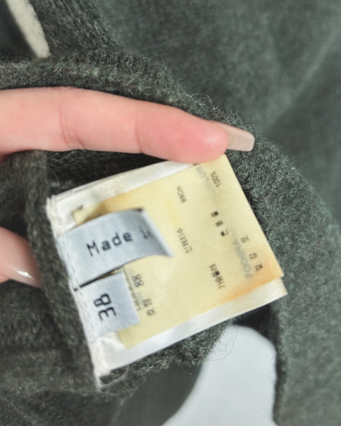 발렌시아가 게스키에르 하이넥 드레이프 플레어 니트 상품이미지8