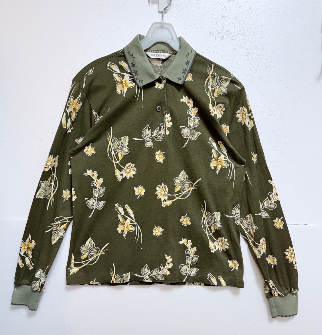 BALMAIN 발망 플라워 패턴 카라 티셔츠 카키 95 명품 카라티 상품이미지1