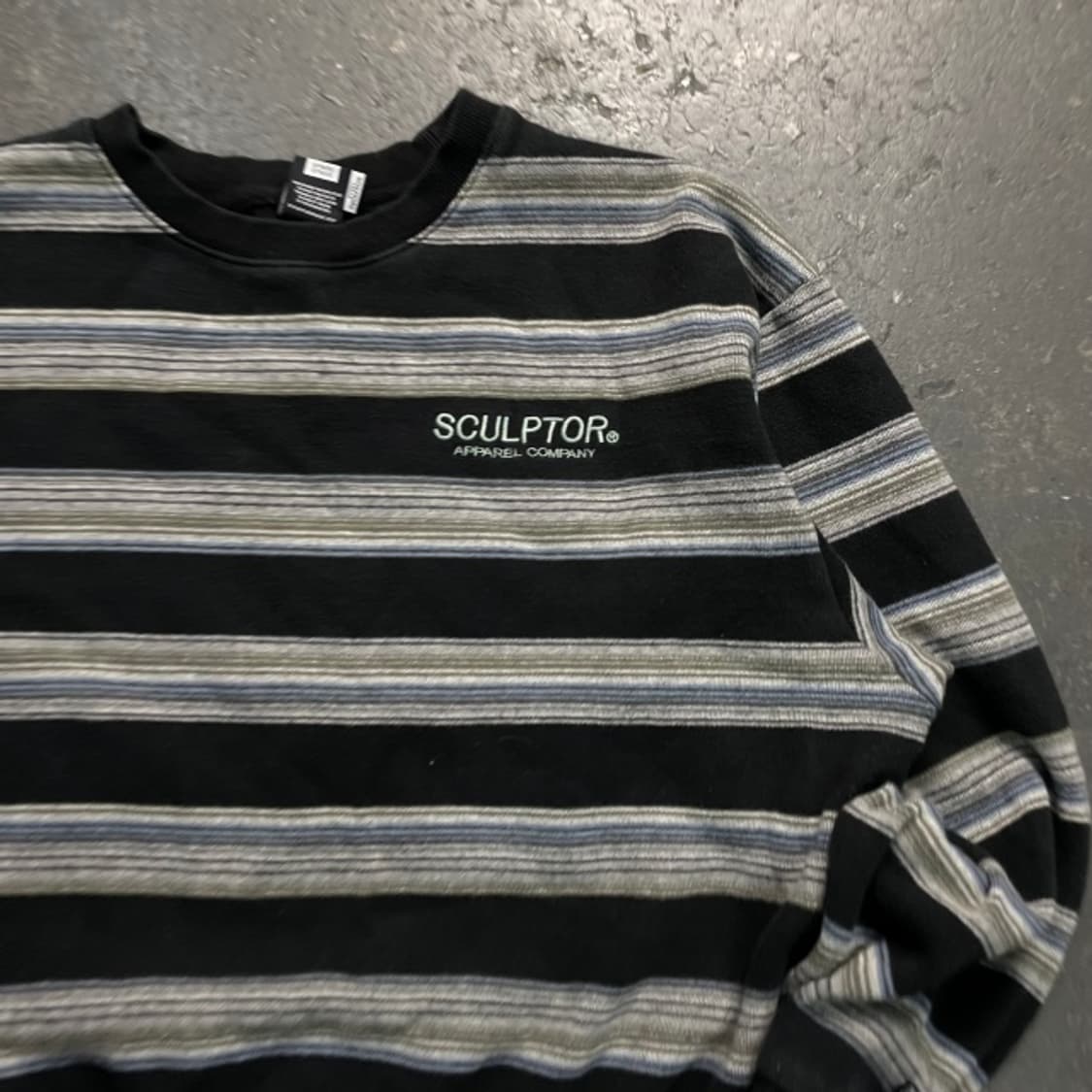 100 스컬프터 크롭 니트  상품이미지2