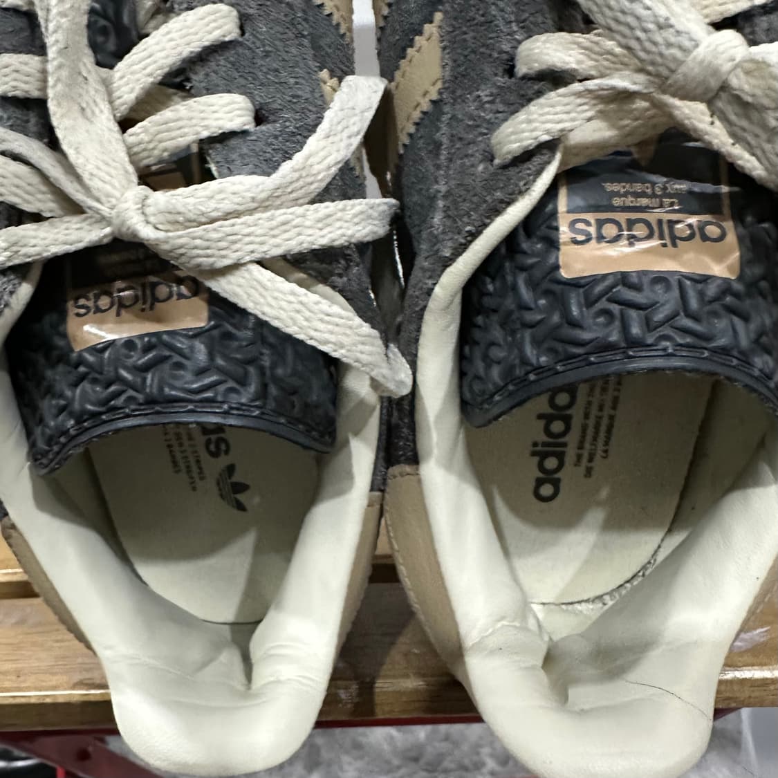 240) 아디다스 운동화 여성 여자 신발 가젤 볼드 그레이 식스 매직  상품이미지8