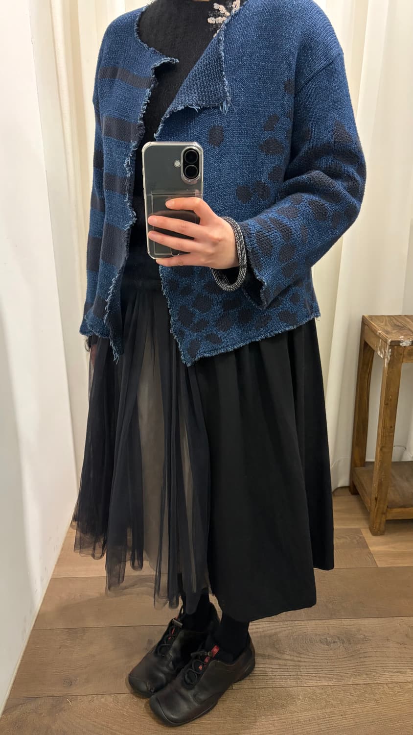 Archive Distressed Pattern Cardigan 상품이미지3