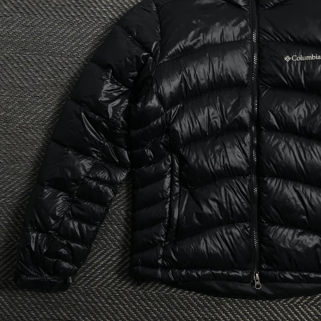 컬럼비아 블랙 경량 구스 다운 패딩 자켓y 4180 상품이미지4