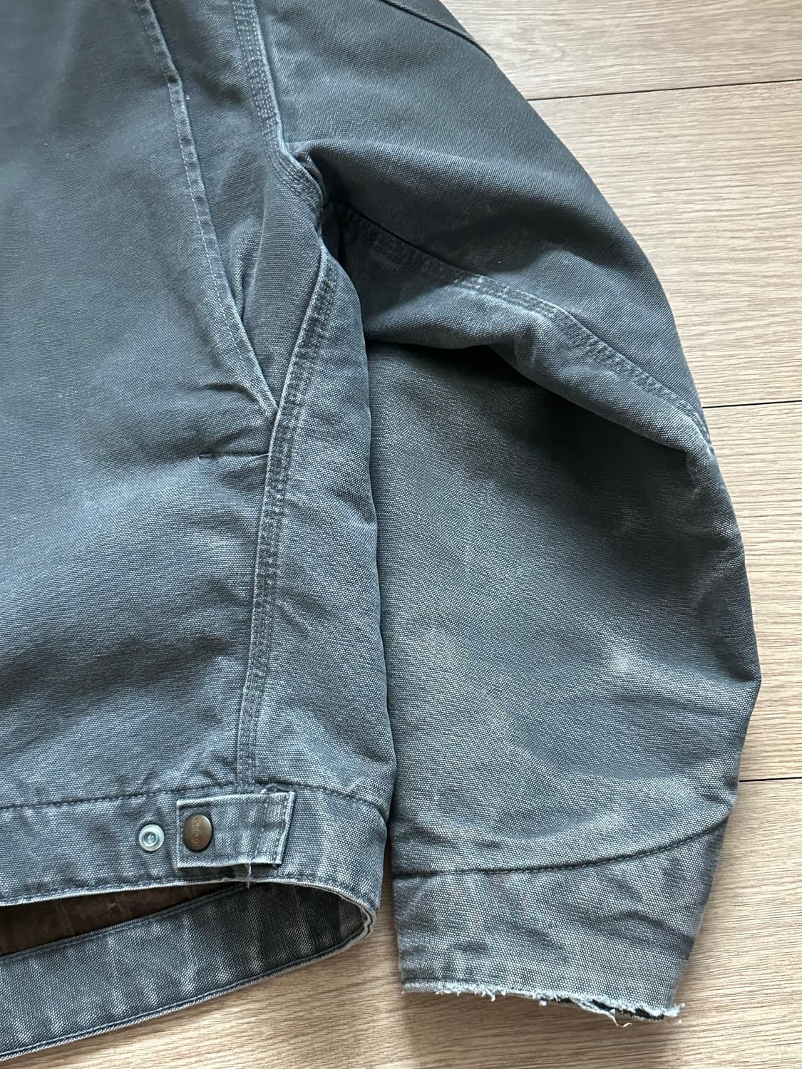 칼하트 디트로이트 J97 L GVL 상품이미지6