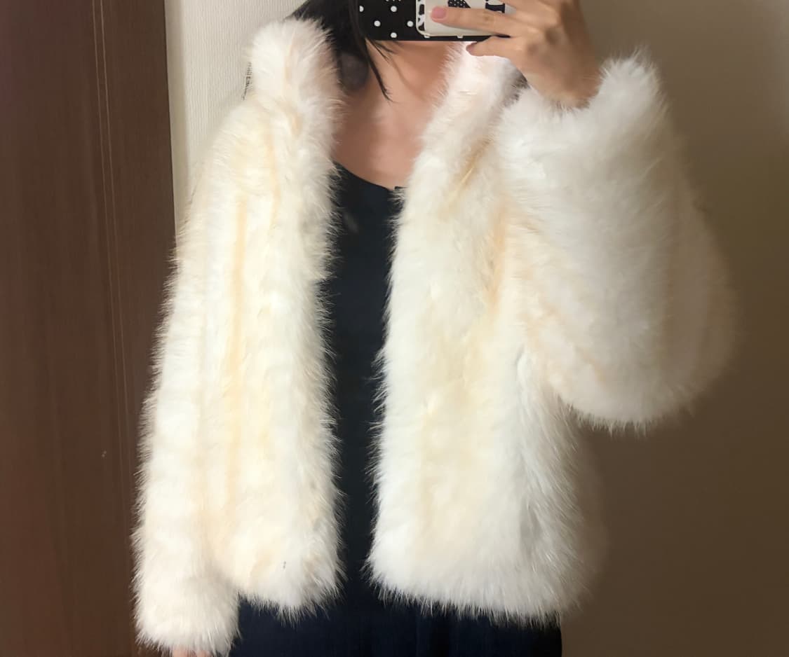 착샷o 아이보리 화이트 베이지 믹스 퍼 자켓 오네갸루 상품이미지5