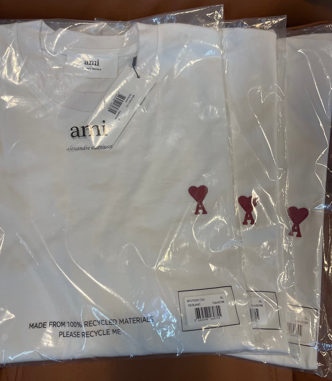 [새상품/정품] AMI 아미 스몰하트 남녀공용 반팔티(화이트/XL) 상품이미지5